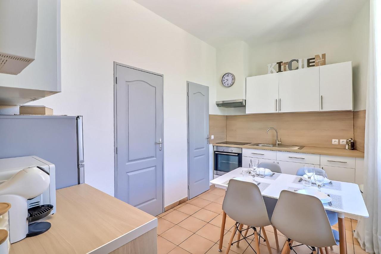 Le Regordane - Appartement 4 Personnes - Centre Wifi Cosy Сен-Жиль Экстерьер фото
