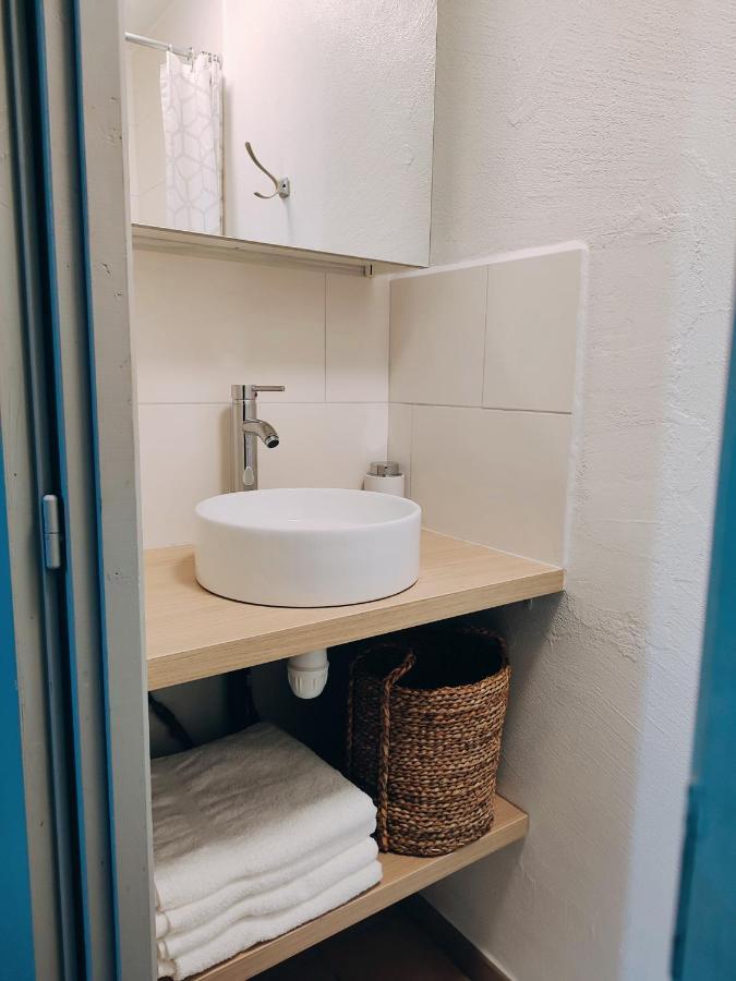 Le Regordane - Appartement 4 Personnes - Centre Wifi Cosy Сен-Жиль Экстерьер фото